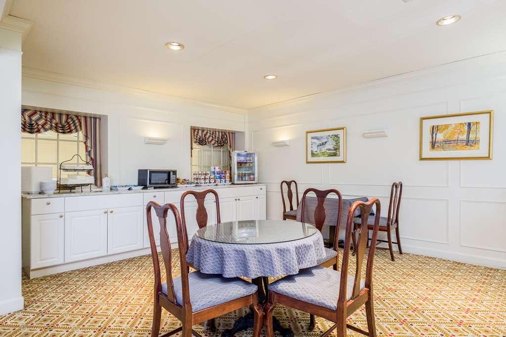 The Farmington Inn And Suites Facilidades foto
